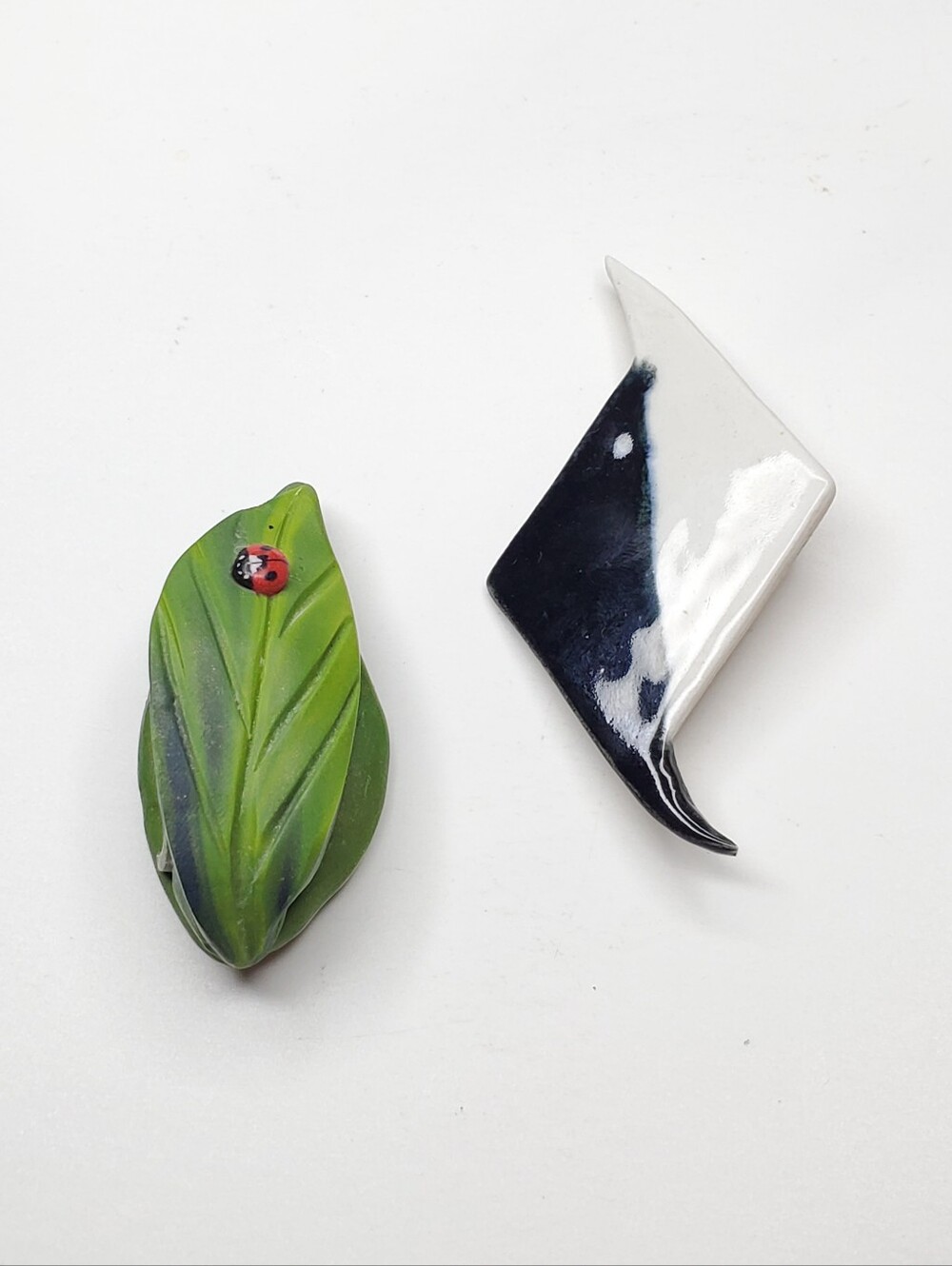 Vtg. Handmade Polymer Clay & Ceramic Brooches